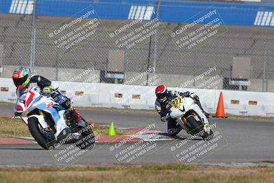 media/Nov-26-2022-Fastrack Riders (Sat) [[b001e85eef]]/Level 3/Session 3 Outside Turn 9/